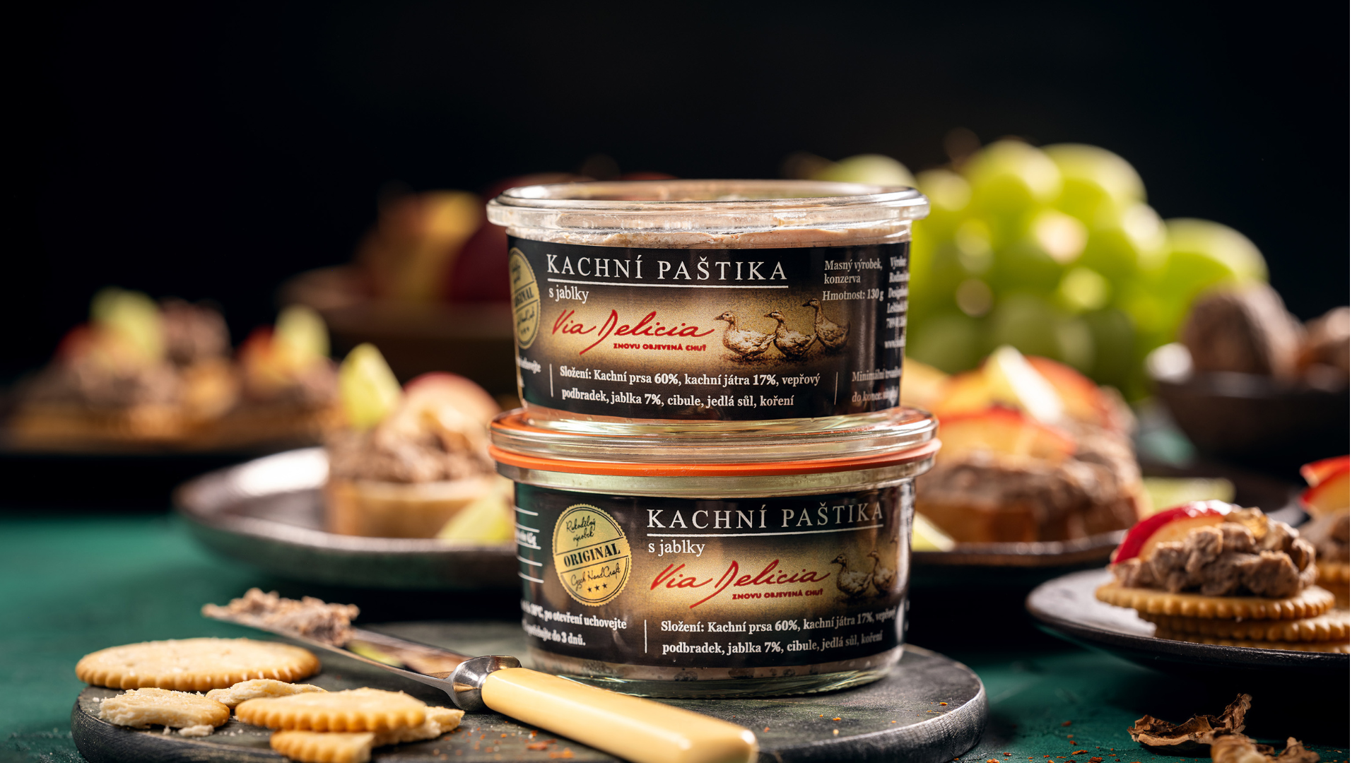 Kachní paštika s jablky Via Delicia na křupavém toastu